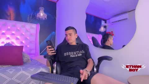 Ethan online show from February 11, 9:31 pm