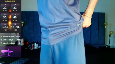 ethan  online show from April 8, 3:50 am