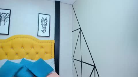 Snapshot of ethan_jamees chatting on January 31, 7:45 pm E T H A N online show from January 31, 7:45 pm