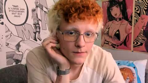 Ethan online show from December 4, 3:54 pm