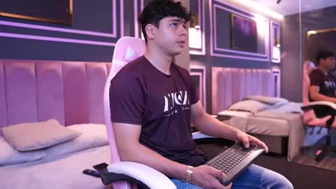 ethan_occonor online show from September 17, 11:01 am