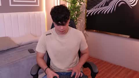 ethan_occonor online show from October 24, 1:07 pm