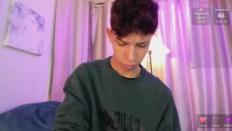 Ethan online show from May 26, 11:17 am