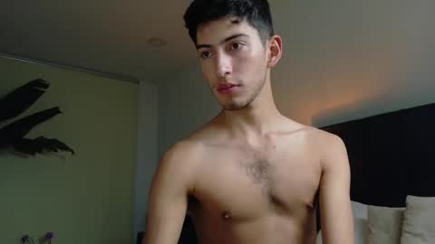 Snapshot of ethan_skiny_ chatting on November 5, 5:29 am Joan online show from November 5, 5:29 am