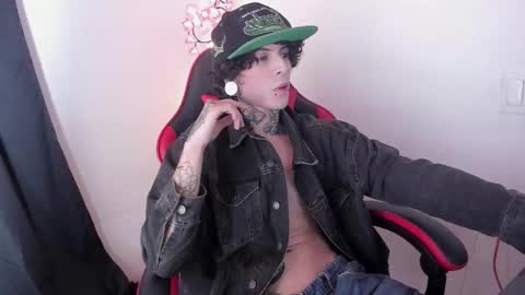 Ethan sykes online show from January 12, 3:12 am