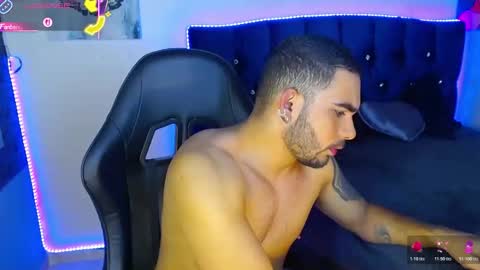 Ethan online show from April 10, 7:51 pm