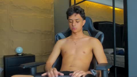 ethanlowell online show from October 2, 6:53 am