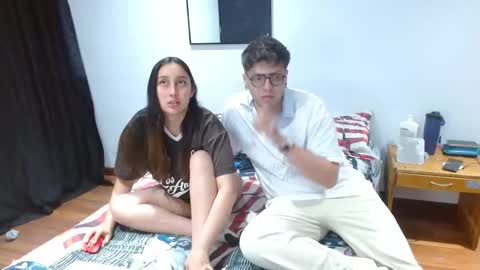 ethan and eve online show from January 19, 6:06 am