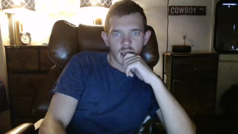 Snapshot of ethansteelexxx2 chatting on July 16, 1:33 am ethansteelexxx2 online show from July 16, 1:33 am