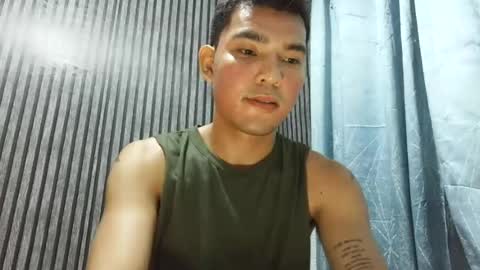Snapshot of ethanwalter7778 chatting on June 26, 4:22 pm Ethan Walter online show from June 26, 4:22 pm