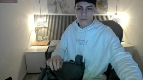 ethanx18 online show from May 2, 3:44 am
