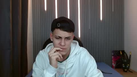 ethanx18 online show from May 19, 2:51 am