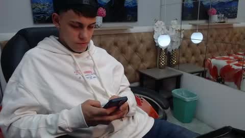 ethanx18 online show from May 20, 5:02 am