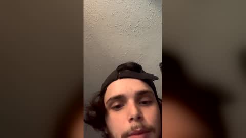 Snapshot of ethb0211 chatting on February 27, 10:10 pm ethb0211 online show from February 27, 10:10 pm