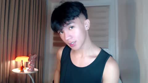 Rey online show from April 17, 11:46 am