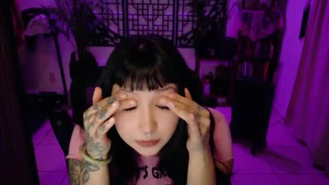 etherealhazy online show from February 3, 4:43 am