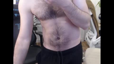 etudiantxx online show from May 28, 12:13 pm