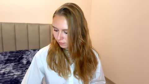 Snapshot of eugenierickel chatting on May 5, 2:25 pm Alice online show from May 5, 2:25 pm
