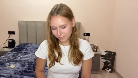 Snapshot of eugenierickel chatting on May 13, 2:25 pm Alice online show from May 13, 2:25 pm