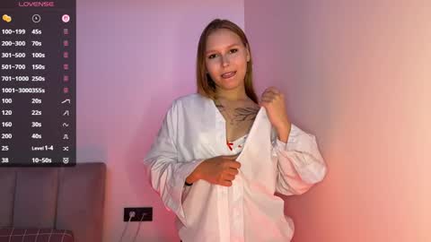 Snapshot of eugenierickel chatting on May 30, 2:25 pm Alice online show from May 30, 2:25 pm