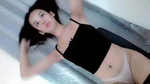 Snapshot of eunah_foxx chatting on November 26, 12:33 am eunah_foxx online show from November 26, 12:33 am