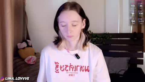 Snapshot of euphoria_girls chatting on February 15, 7:27 am check about me online show from February 15, 7:27 am