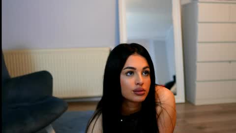 euphoriaelle online show from May 18, 6:36 pm