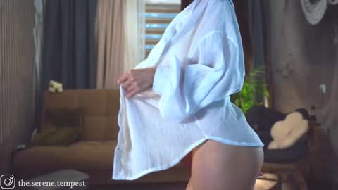 Snapshot of euphoriiiaa chatting on February 4, 2:23 pm Mira online show from February 4, 2:23 pm