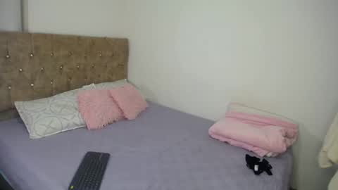 Snapshot of eva_adan19 chatting on March 3, 3:19 am eva_adan19 online show from March 3, 3:19 am