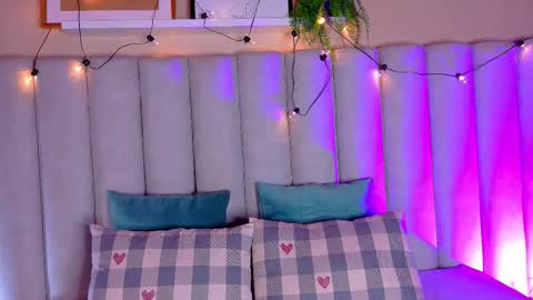 EVA DAEMON  online show from September 26, 11:47 am