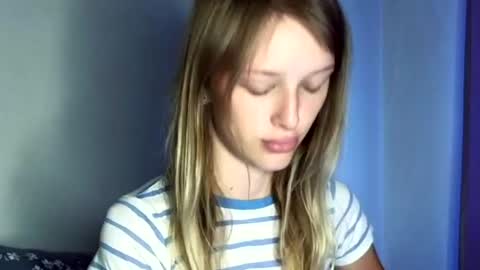 Snapshot of eva_eyre chatting on July 27, 4:47 pm Evvie online show from July 27, 4:47 pm
