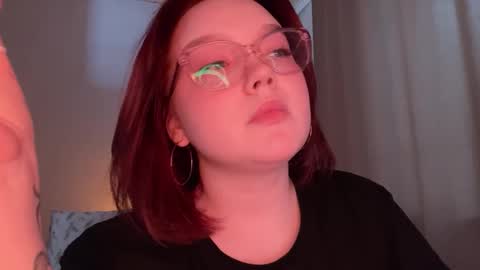 Snapshot of eva_kittenn chatting on February 19, 12:45 pm eva_kittenn online show from February 19, 12:45 pm