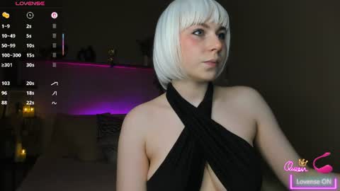 Snapshot of eva_lawrence chatting on June 14, 8:44 pm Eva online show from June 14, 8:44 pm