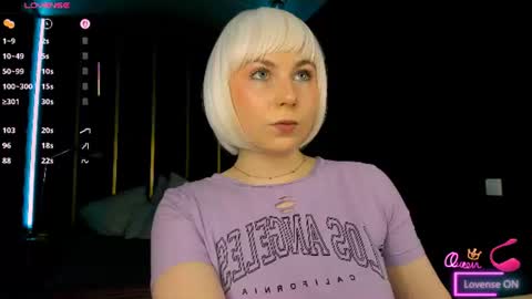 Snapshot of eva_lawrence chatting on June 20, 3:37 pm Eva online show from June 20, 3:37 pm