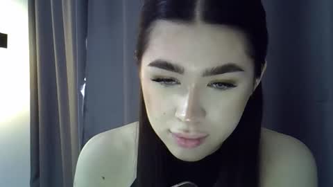 eva lightx online show from March 17, 12:30 pm