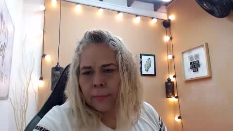 eva_love49 online show from November 8, 11:54 am