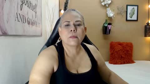 eva_love49 online show from December 5, 12:14 pm
