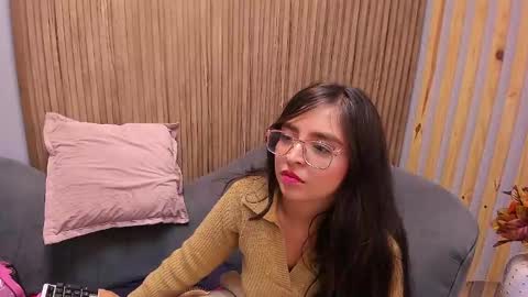 Snapshot of eva_macalliter chatting on February 13, 8:59 am Angelinne online show from February 13, 8:59 am