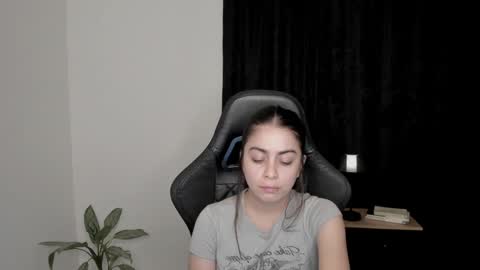 eva_monn online show from January 13, 11:38 pm