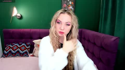 Eva 3 online show from April 12, 1:43 am