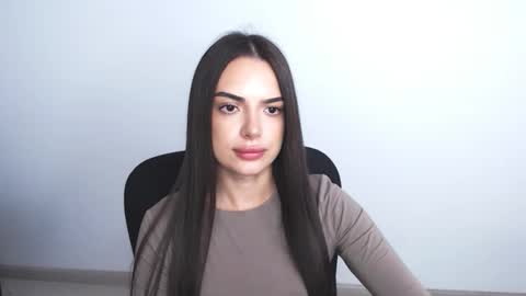 Eva online show from November 18, 12:20 pm