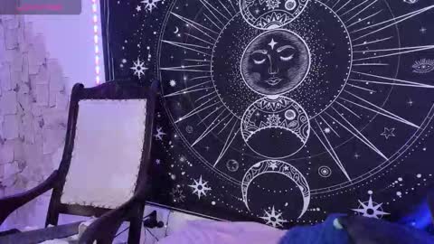 Eva  online show from November 8, 8:25 am