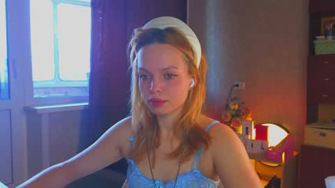 Hi there i am Eva and i wish create a nice community with you so join my Ticket Show for more pleasure online show from May 30, 10:12 am