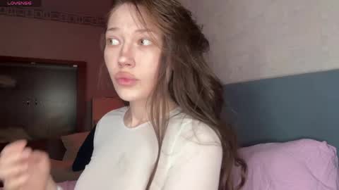 eva varnerr online show from April 10, 7:18 pm