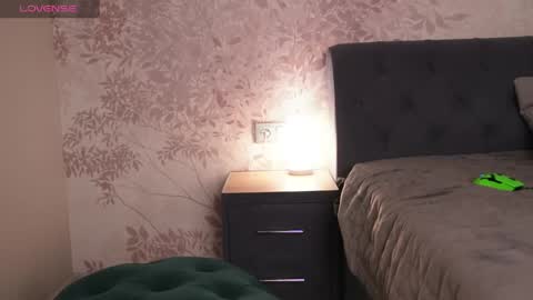 Hello Im Eva online show from April 29, 8:59 pm