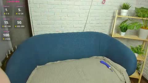 Hi Im Eva new here online show from July 5, 3:19 pm