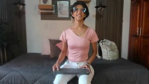 Snapshot of evaa_campbell chatting on July 17, 12:12 pm Eva online show from July 17, 12:12 pm