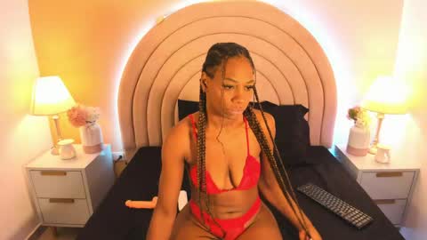 Snapshot of evaa_martinez chatting on May 20, 12:22 pm Eva online show from May 20, 12:22 pm