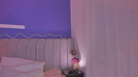 Snapshot of evaa_stevens chatting on March 31, 7:58 pm julieth online show from March 31, 7:58 pm
