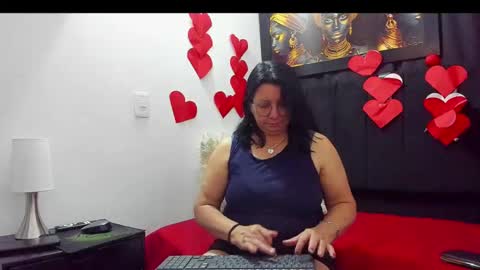 Snapshot of evaaross chatting on February 17, 9:41 pm Eva online show from February 17, 9:41 pm